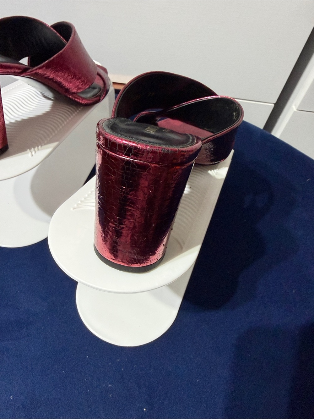 Saint Laurent Metallic Magenta Crisscross Platform Slide - Picture 6 of 11